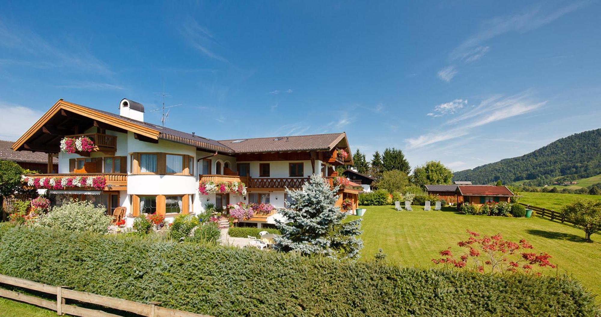 Haus Jaeger Ferienwohnungen Mit Indoor-Pool Inkl. Chiemgaukarte Рупольдинг Экстерьер фото